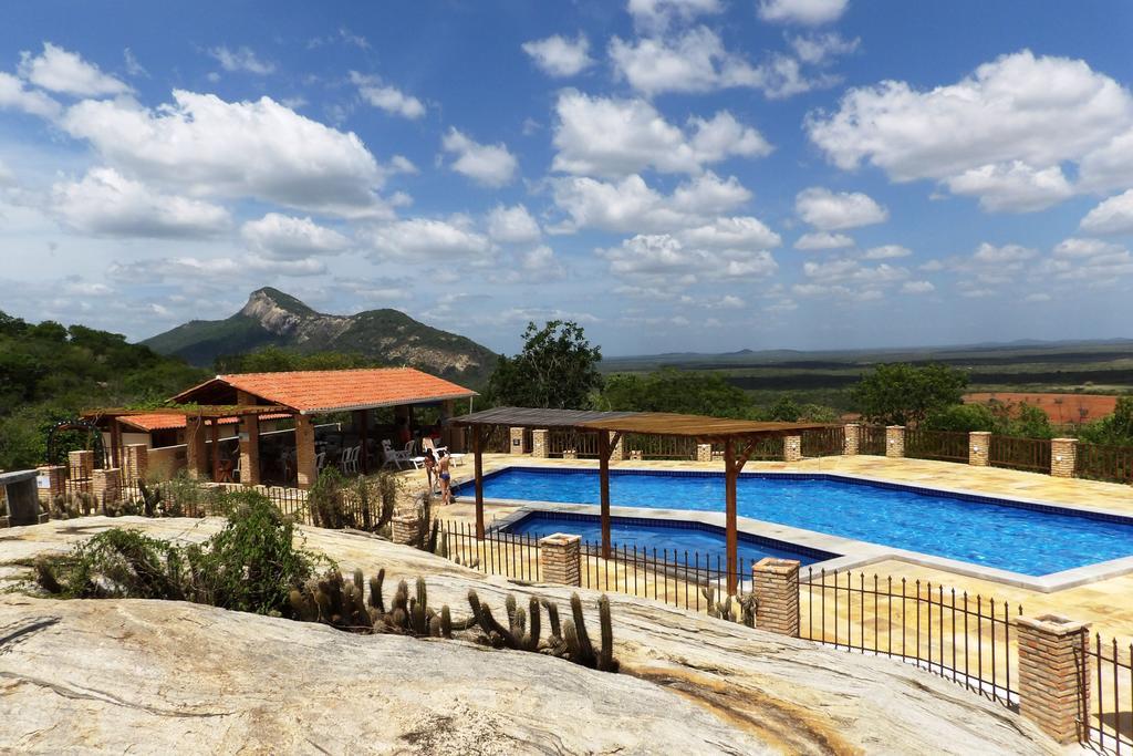 Fazenda Hotel Pedra Dos Ventos Quixadá Eksteriør billede